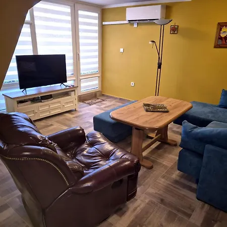 Apartment Gnezdo Sarafovo *