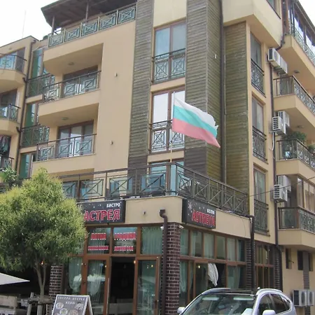 Apartment Gnezdo Sarafovo