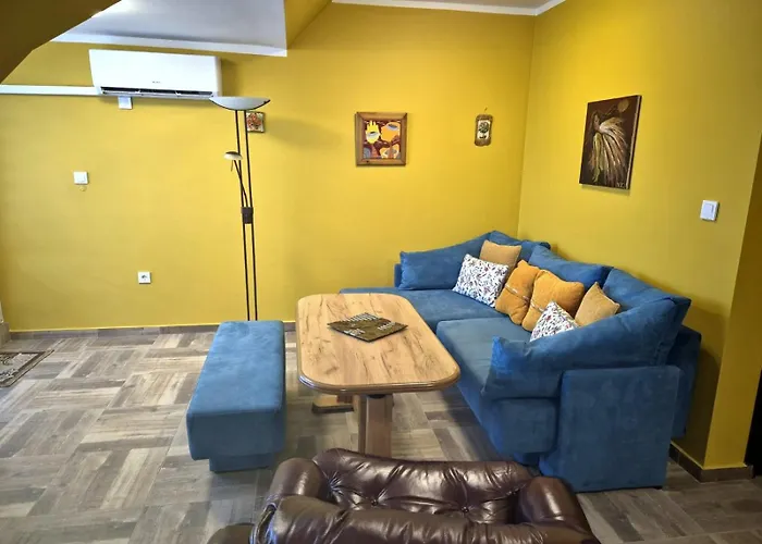 アパート Gnezdo Sarafovo