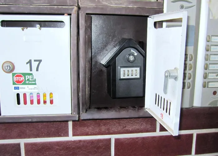 アパート Gnezdo Sarafovo ブルガス