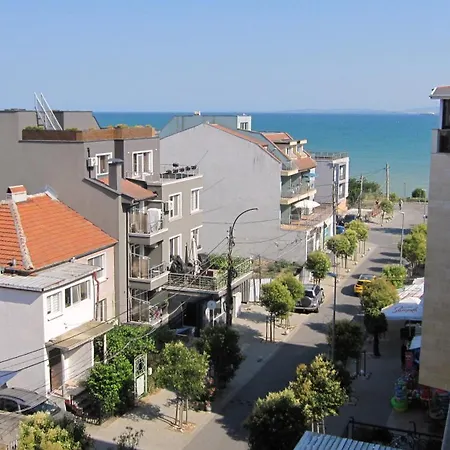 Gnezdo Sarafovo